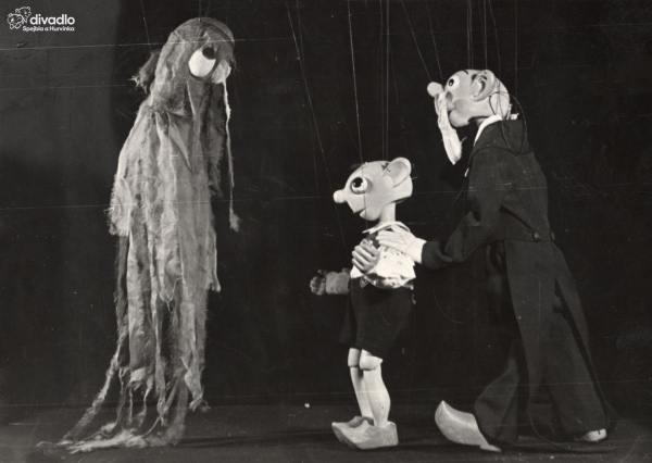 Hurvnek se u arovat (1937), foto: archiv D S+H